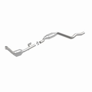 Mercedes-Benz M Class Catalytic Converter - Underbody - Magnaflow - OEM Grade Direct-Fit - `03-`05