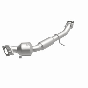 Ford Transit Connect Catalytic Converter - Underbody - Magnaflow - OEM Grade Direct-Fit - `10-`13 Ford Transit Connect Catalytic Converter - Underbody - Magnaflow - OEM Grade Direct-Fit - `10-`13