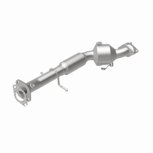 Ford Transit Connect Catalytic Converter - Underbody - Magnaflow - OEM Grade Direct-Fit - `10-`13 Ford Transit Connect Catalytic Converter - Underbody - Magnaflow - OEM Grade Direct-Fit - `10-`13