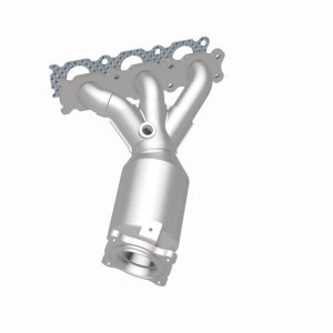 Land Rover LR2 Manifold Catalytic Converter - Magnaflow - OEM Grade Direct-Fit, EPA/Federal Compliant, 409 Stainless Steel - `08-`12