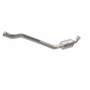Mercedes-Benz R350 Catalytic Converter - Underbody - Magnaflow - OEM Grade Direct-Fit - `06-`11