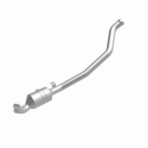 Mercedes-Benz R350 Catalytic Converter - Underbody - Magnaflow - OEM Grade Direct-Fit - `06-`11