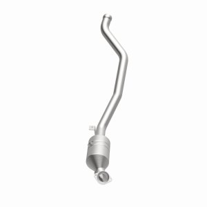 Mercedes-Benz R350 Catalytic Converter - Underbody - Magnaflow - OEM Grade Direct-Fit - `06-`11