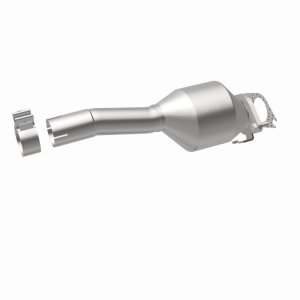 Ford Transit Connect Catalytic Converter - Underbody - Magnaflow - OEM Grade Direct-Fit - `10-`13 Ford Transit Connect Catalytic Converter - Underbody - Magnaflow - OEM Grade Direct-Fit - `10-`13