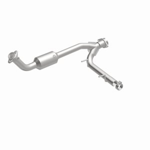 Lincoln Navigator Catalytic Converter - Magnaflow - Direct Fit - `05-`06