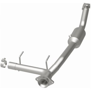 Lincoln Navigator Catalytic Converter - Magnaflow - Direct Fit - `05-`06