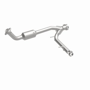 Lincoln Navigator Catalytic Converter - Magnaflow - Direct Fit - `05-`06