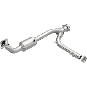 Lincoln Navigator Catalytic Converter - Magnaflow - Direct Fit - `05-`06