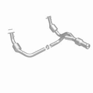 Cadillac Escalade Catalytic Converter - Magnaflow - Direct Fit - `11-`14