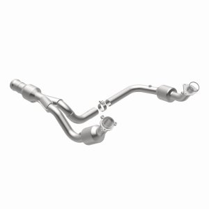 Cadillac Escalade Catalytic Converter - Magnaflow - Direct Fit - `11-`14