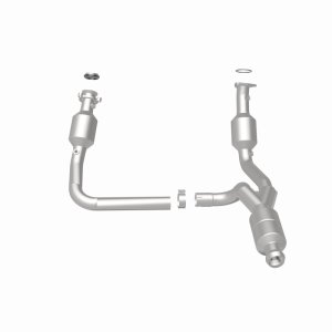 Chevrolet Silverado 1500 Catalytic Converter - Magnaflow - Direct-Fit - `16-`18 Chevrolet Silverado 1500 Catalytic Converter - Magnaflow - Direct-Fit - `16-`18