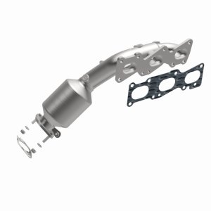Hyundai Genesis Coupe Catalytic Converter - Magnaflow - OEM Grade Federal / EPA Compliant Direct-Fit - `13-`16