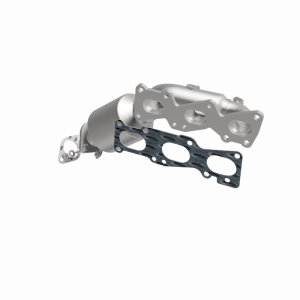 Hyundai Genesis Coupe Catalytic Converter - Magnaflow - OEM Grade Federal / EPA Compliant Direct-Fit - `13-`16