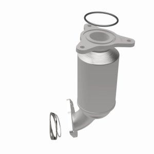 Chevrolet Malibu Catalytic Converter - Underbody - Magnaflow - Direct Fit - `13-`15 Chevrolet Malibu Catalytic Converter - Underbody - Magnaflow - Direct Fit - `13-`15