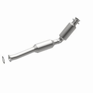 Ford Crown Victoria Catalytic Converter - Magnaflow - Direct Fit - `04-`08