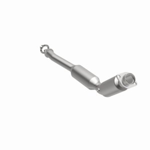 Lincoln Town Car Catalytic Converter - Magnaflow - Direct Fit - `04-`11