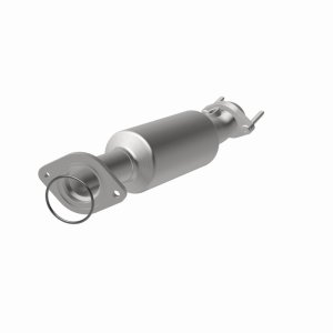 Ford Freestyle Catalytic Converter - Magnaflow - California Grade CARB Compliant Direct-Fit - `05-`07