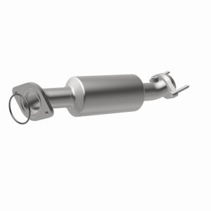 Ford Freestyle Catalytic Converter - Magnaflow - California Grade CARB Compliant Direct-Fit - `05-`07