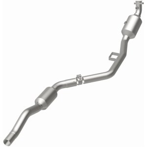Mercedes-Benz E350 Catalytic Converter - Underbody - Magnaflow - California Grade CARB Compliant Direct-Fit - 2007