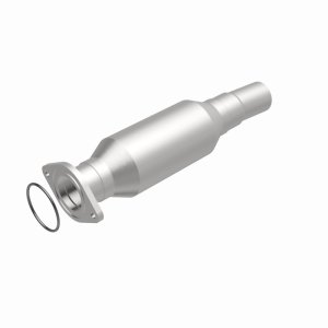 Ford Five Hundred Catalytic Converter - Magnaflow - California Grade CARB Compliant Direct-Fit - `05-`07 Ford Five Hundred Catalytic Converter - Magnaflow - California Grade CARB Compliant Direct-Fit - `05-`07