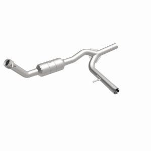 Ford F-150 Catalytic Converter - Magnaflow - California Grade, CARB Compliant - `07-`08