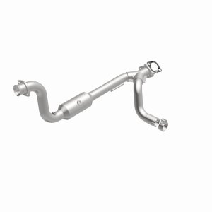 Chrysler Aspen Catalytic Converter - Magnaflow - California Grade CARB Compliant Direct-Fit - `07-`09