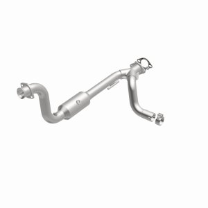 Chrysler Aspen Catalytic Converter - Magnaflow - California Grade CARB Compliant Direct-Fit - `07-`09