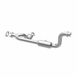 Dodge Durango Catalytic Converter - Magnaflow - California Grade CARB Compliant Direct-Fit - `07-`09
