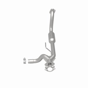 Dodge Durango Catalytic Converter - Magnaflow - California Grade CARB Compliant Direct-Fit - `07-`09