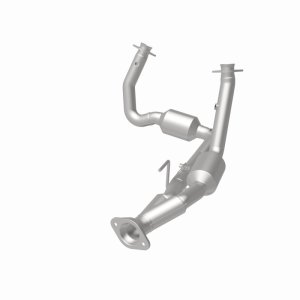 Jeep Commander Catalytic Converter - Magnaflow - California Grade CARB Compliant Direct-Fit - `06-`10 Jeep Commander Catalytic Converter - Magnaflow - California Grade CARB Compliant Direct-Fit - `06-`10