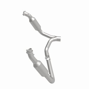 Dodge Ram 1500 Catalytic Converter - Magnaflow - Direct Fit, CARB Compliant - 2006