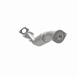 Buick Lucerne Catalytic Converter - Magnaflow - California Grade CARB Compliant - 2006
