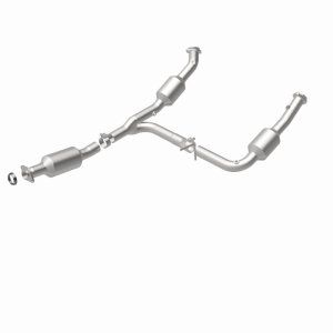 Ford Explorer Catalytic Converter - Magnaflow - Direct Fit - `04-`05