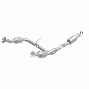 Ford Explorer Catalytic Converter - Magnaflow - Direct Fit - `04-`05