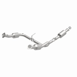 Ford Explorer Catalytic Converter - Magnaflow - Direct Fit - `04-`05