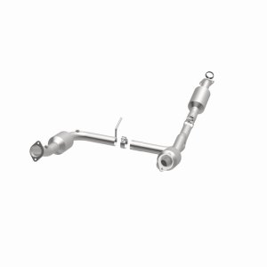 Ford Explorer Catalytic Converter - Magnaflow - Direct Fit - `04-`05