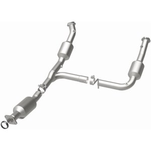 Ford Explorer Catalytic Converter - Magnaflow - Direct Fit - `04-`05