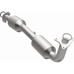 Toyota Tundra Catalytic Converter - Magnaflow - California Grade CARB Compliant Direct-Fit - `07-`13