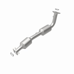 Toyota Tundra Catalytic Converter - Magnaflow - California Grade CARB Compliant Direct-Fit - `07-`13