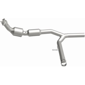 Ford F-150 Catalytic Converter - Magnaflow - Direct-Fit, CARB Compliant - `04-`05