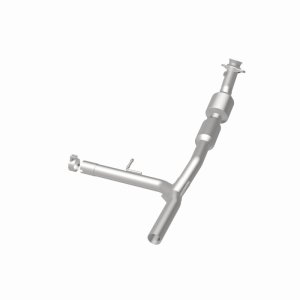 Ford F-150 Catalytic Converter - Magnaflow - Direct-Fit, CARB Compliant - `04-`05