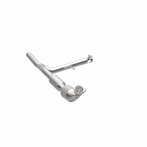 Ford F-150 Catalytic Converter - Magnaflow - Direct-Fit, CARB Compliant - `04-`05