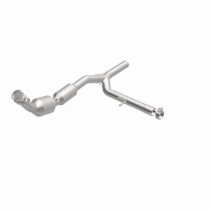 Ford F-150 Catalytic Converter - Magnaflow - Direct-Fit, CARB Compliant - `04-`05