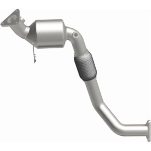 Audi Q7 Catalytic Converter - Magnaflow - Direct Fit, California Grade CARB Compliant - `07-`08