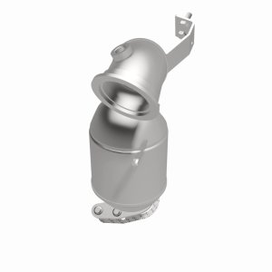 Chevrolet Cruze Catalytic Converter - Magnaflow - California Grade CARB Compliant Direct-Fit - `16-`17