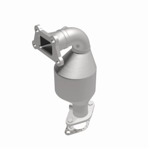 Chevrolet Impala Catalytic Converter - Magnaflow - California Grade CARB Compliant Direct-Fit - `12-`13