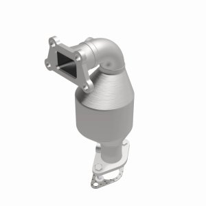 Chevrolet Impala Limited Catalytic Converter - Magnaflow - California Grade CARB Compliant Direct-Fit - `14-`15