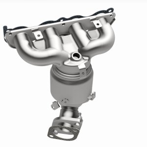 Kia Forte Catalytic Converter - Magnaflow - Direct Fit, CARB Compliant - `14-`16