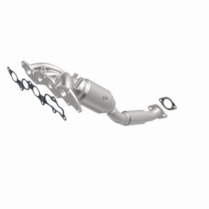 Ford Focus Catalytic Converter - Magnaflow - California Grade CARB Compliant Direct-Fit - `09-`10