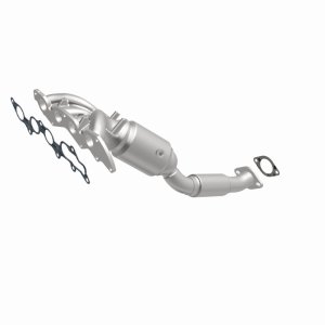Ford Focus Catalytic Converter - Magnaflow - California Grade CARB Compliant Direct-Fit - `09-`10